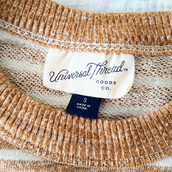 Universal Thread Short Sleeve Sweatshirt - Picture 5 of 5